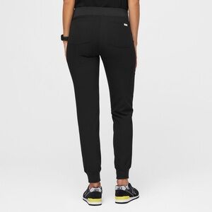 FIGS Black Zamora Jogger Scrubs - very lightly worn!